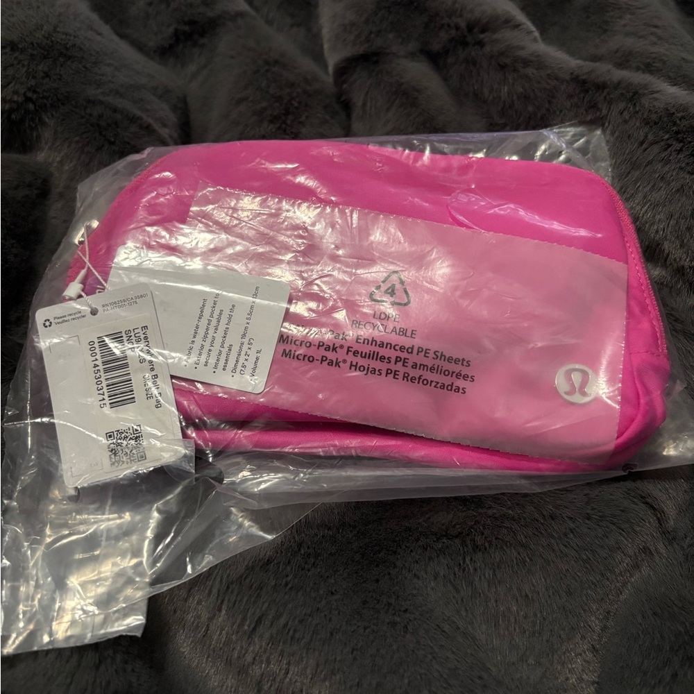Sonic Pink Everywhere Belt Bag